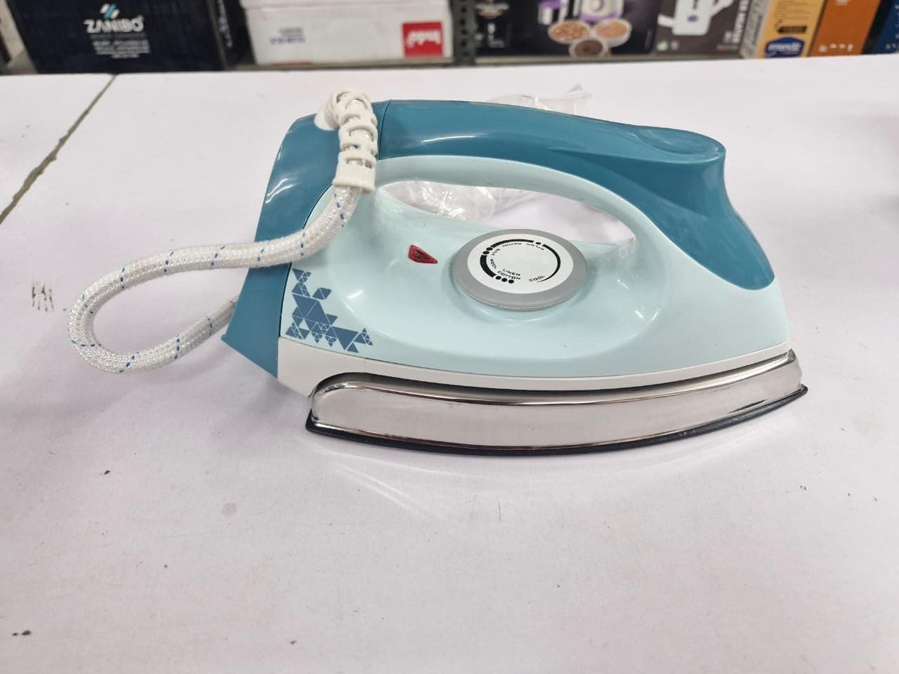 HAVELLS DRY IRON KOMFI TEAL 1000W